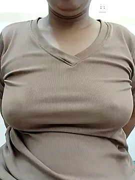 Snapshot of Lanyingxin18 chatting on December 17, 2025, 6:40 am Lanyingxin18 online show from December 17, 2025, 6:40 am