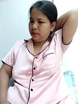 Snapshot of Lanyingxin18 chatting on November 16, 2025, 8:35 pm Lanyingxin18 online show from November 16, 2025, 8:35 pm