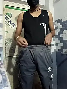 hotvarunrita online show from November 19, 2025, 3:28 am