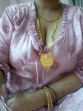 cuteyqueen online show from January 9, 2026, 7:26 am