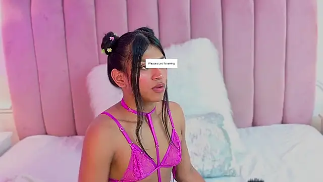 Snapshot of KimberlyCutee chatting on July 1, 2026, 8:09 pm KimberlyCutee online show from July 1, 2026, 8:09 pm