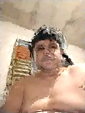 Snapshot of Claudiop2061 chatting on May 11, 2026, 12:34 am Claudiop2061 online show from May 11, 2026, 12:34 am