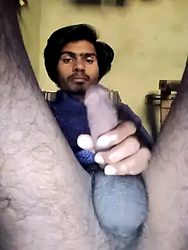 Yasha 14C Creator online show from December 3, 2025, 4:57 am