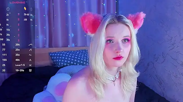 SweeteRose Royce online show from March 20, 2025, 3:25 pm