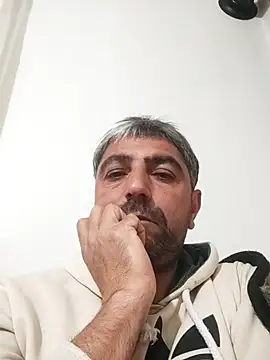 Muratcanik44 online show from February 4, 2026, 5:52 pm