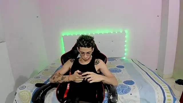 Snapshot of mateodeamjo chatting on October 29, 2025, 8:46 am mateodeamjo online show from October 29, 2025, 8:46 am