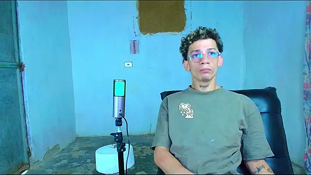 mateodeamjo online show from February 7, 2026, 1:52 pm