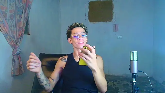 mateodeamjo online show from February 20, 2026, 3:47 am