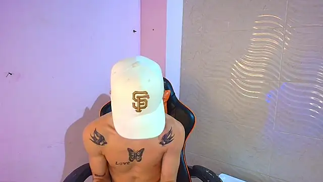 mateodeamjo online show from December 15, 2025, 4:24 pm