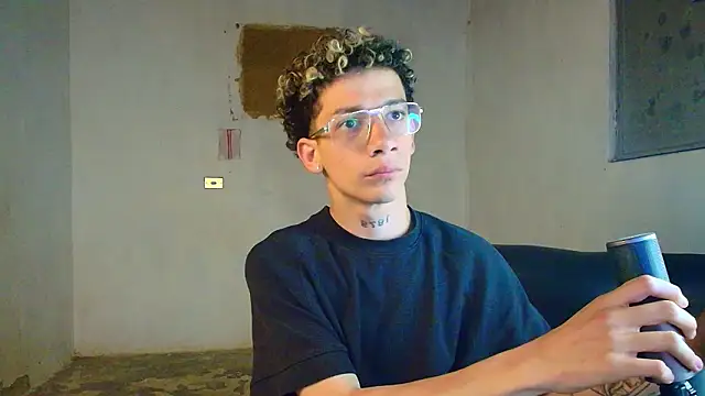 mateodeamjo online show from March 20, 2026, 6:47 am