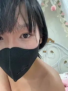 Snapshot of Gyuu-Nyuu chatting on January 10, 2026, 11:05 am Gyuu-Nyuu online show from January 10, 2026, 11:05 am