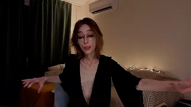 amber quell here online show from January 11, 2026, 5:09 pm