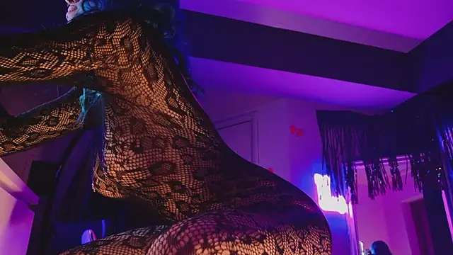 AriaVoss online show from February 14, 2025, 2:28 am