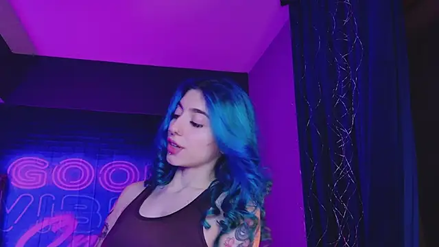 AriaVoss online show from February 21, 2025, 3:23 am