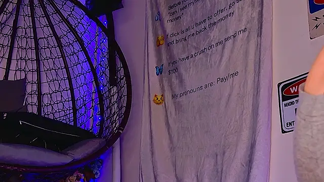 AriaVoss online show from February 13, 2026, 7:25 pm