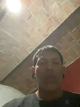 Snapshot of nowex18 chatting on October 21, 2025, 1:27 am nowex18 online show from October 21, 2025, 1:27 am