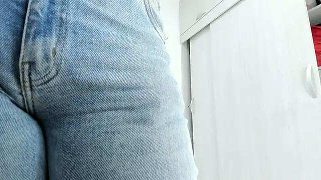 Amelia Debora Antonella online show from February 3, 2026, 2:11 pm