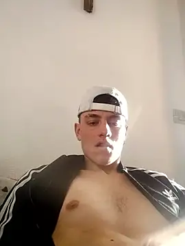 Gibboto online show from December 15, 2025, 1:39 pm