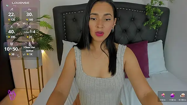 Snapshot of abril_71 chatting on March 5, 2025, 2:46 am abril 71 online show from March 5, 2025, 2:46 am