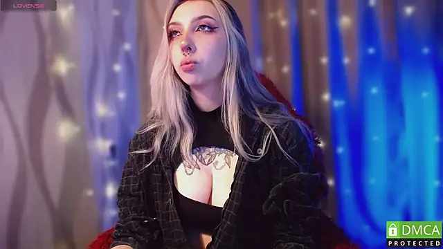 Snapshot of JustMeowGirl chatting on February 21, 2025, 9:56 am JustMeowGirl online show from February 21, 2025, 9:56 am