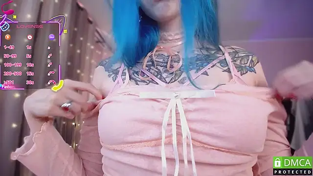 Snapshot of JustMeowGirl chatting on November 28, 2025, 5:07 am JustMeowGirl online show from November 28, 2025, 5:07 am