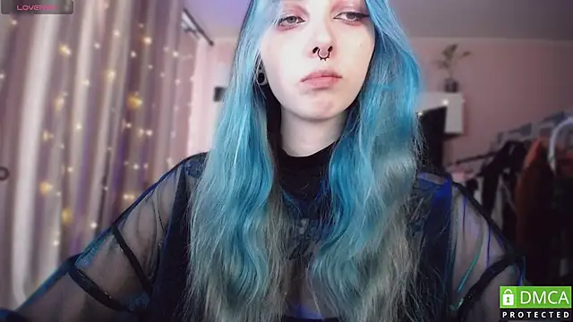 JustMeowGirl online show from February 18, 2026, 4:43 am