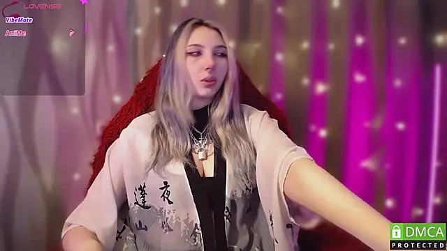 Snapshot of JustMeowGirl chatting on February 5, 2025, 3:34 am JustMeowGirl online show from February 5, 2025, 3:34 am