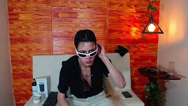 Bastiaan 28 online show from March 12, 2025, 2:52 am