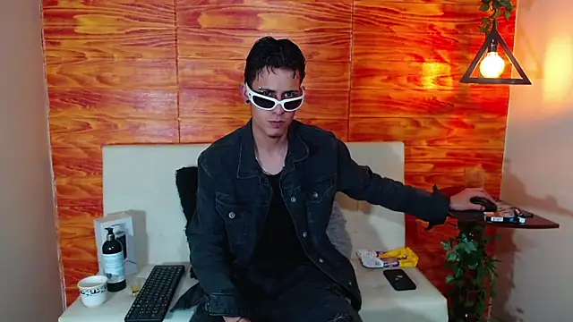 Bastiaan 28 online show from March 7, 2025, 10:02 am