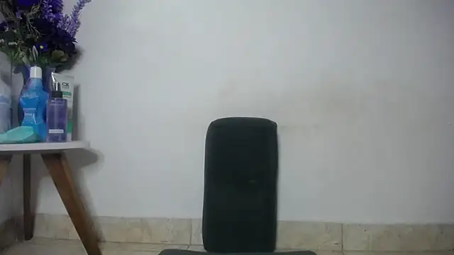 Snapshot of Eros_Smit chatting on November 22, 2025, 5:23 pm Eros Smit online show from November 22, 2025, 5:23 pm