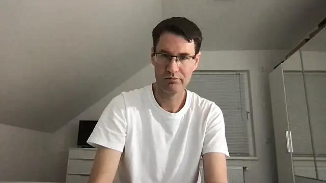 zxzx cam1 online show from November 21, 2025, 4:39 pm