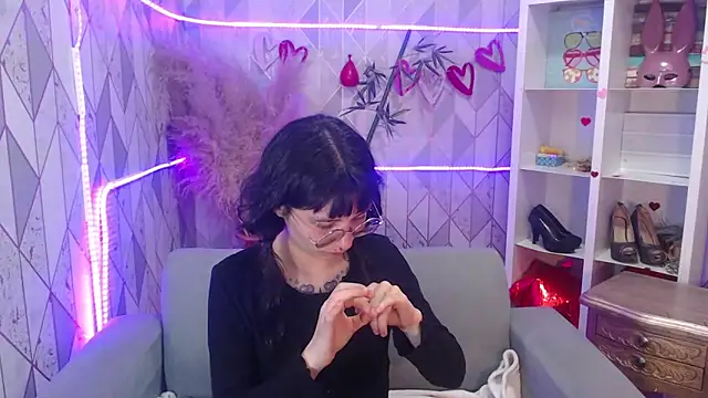 Snapshot of charlottemoonxz chatting on September 15, 2025, 7:47 pm charlottemoonxz online show from September 15, 2025, 7:47 pm