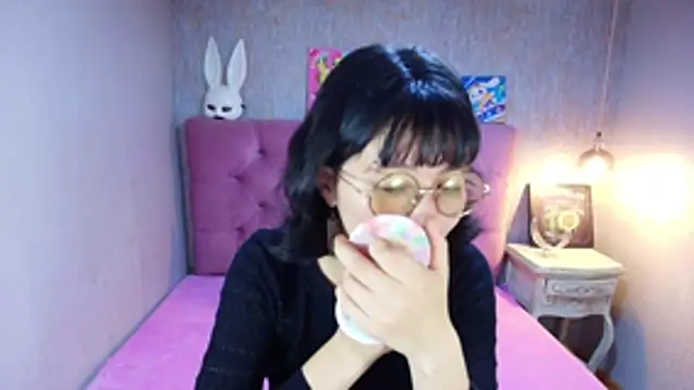Snapshot of charlottemoonxz chatting on June 24, 2026, 5:44 pm charlottemoonxz online show from June 24, 2026, 5:44 pm