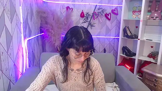 Snapshot of charlottemoonxz chatting on September 22, 2025, 3:29 pm charlottemoonxz online show from September 22, 2025, 3:29 pm