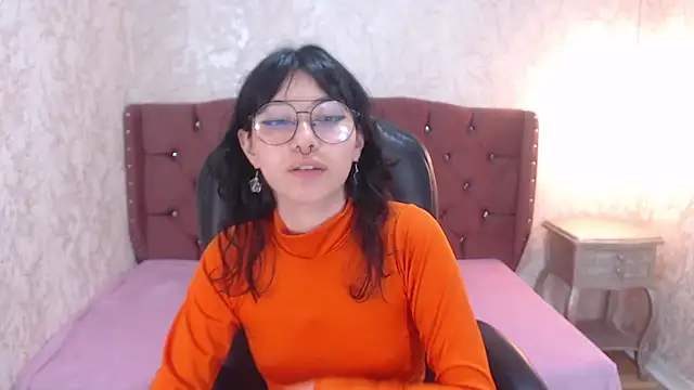 Snapshot of charlottemoonxz chatting on February 28, 2025, 9:01 pm charlottemoonxz online show from February 28, 2025, 9:01 pm
