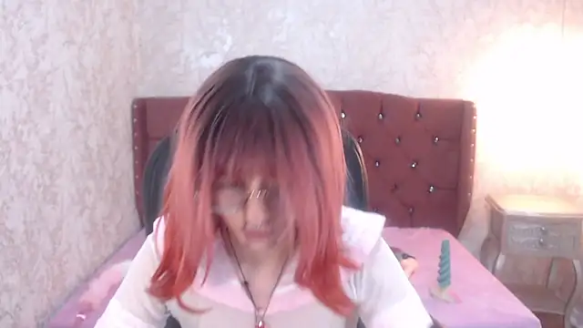 Snapshot of charlottemoonxz chatting on March 8, 2025, 11:28 pm charlottemoonxz online show from March 8, 2025, 11:28 pm