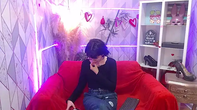 Snapshot of charlottemoonxz chatting on November 14, 2025, 7:50 pm charlottemoonxz online show from November 14, 2025, 7:50 pm