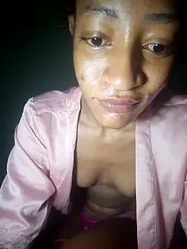 Snapshot of GoddessVee chatting on April 12, 2026, 11:41 pm GoddessVee online show from April 12, 2026, 11:41 pm