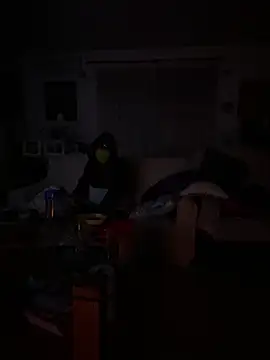 Kamaleonix online show from March 21, 2025, 9:34 pm