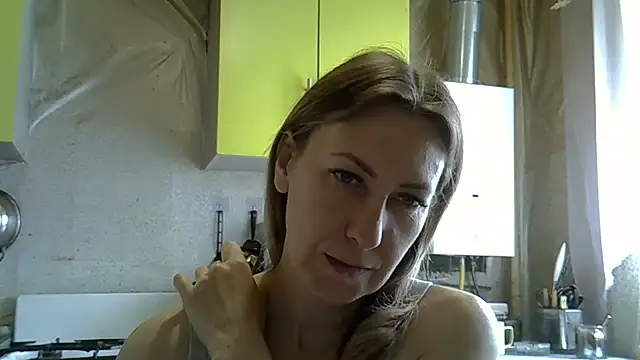 Snapshot of AshleyXHoney chatting on June 1, 2026, 6:57 am AshleyXHoney online show from June 1, 2026, 6:57 am