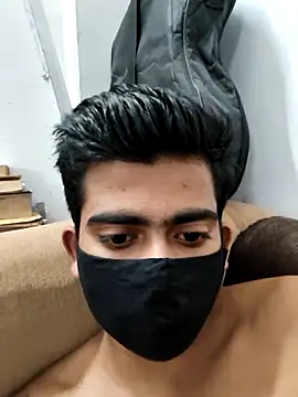 12ashujii online show from April 8, 2026, 5:03 pm