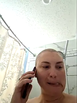 MilfyMrsRobinson online show from May 5, 2026, 8:34 pm