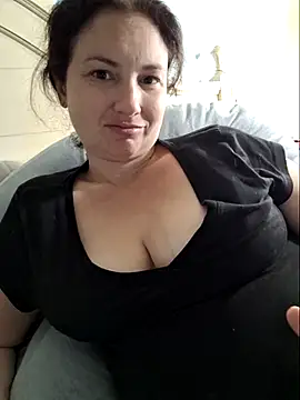 Snapshot of MilfyMrsRobinson chatting on March 13, 2025, 11:49 pm MilfyMrsRobinson online show from March 13, 2025, 11:49 pm