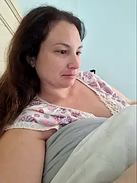Snapshot of MilfyMrsRobinson chatting on March 8, 2025, 2:19 pm MilfyMrsRobinson online show from March 8, 2025, 2:19 pm