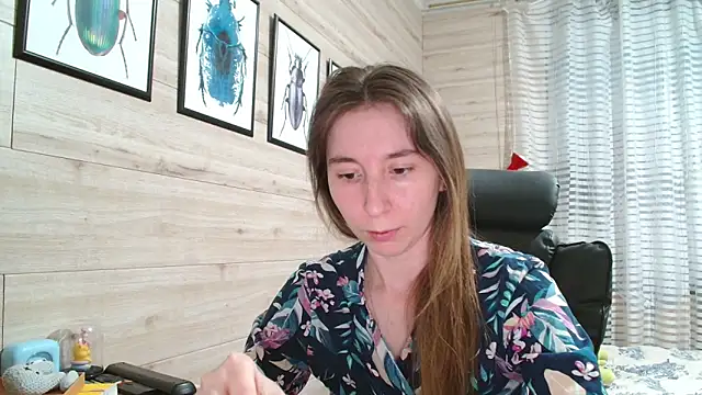 Wowpornoo online show from May 6, 2026, 4:00 pm