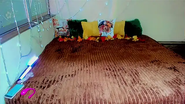 LizaSenri online show from September 18, 2025, 8:17 am