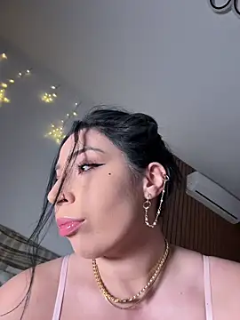 KimArts online show from February 21, 2026, 7:49 pm