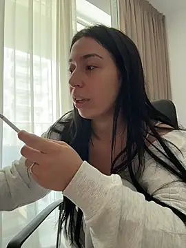 KimArts online show from May 10, 2026, 11:25 am