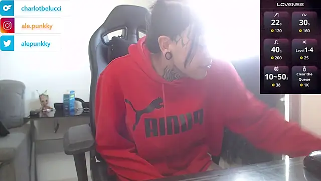 Snapshot of charlotbelucci_ chatting on October 24, 2025, 7:57 pm charlotbelucci online show from October 24, 2025, 7:57 pm