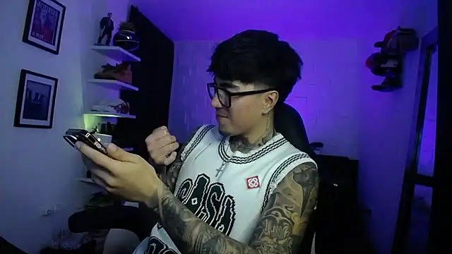 Snapshot of jung_dragon chatting on January 17, 2026, 4:05 am jung dragon online show from January 17, 2026, 4:05 am